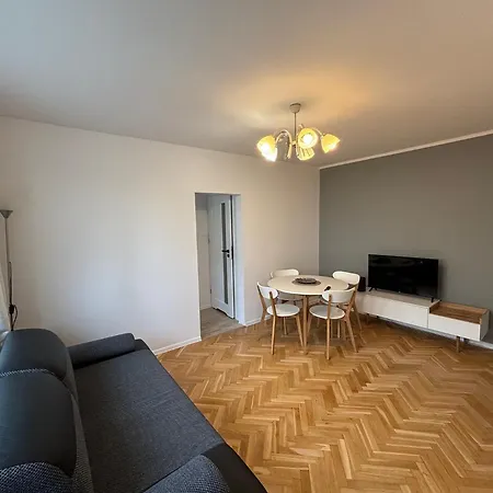 Kasprzaka アパート ビィドゴシュチュ